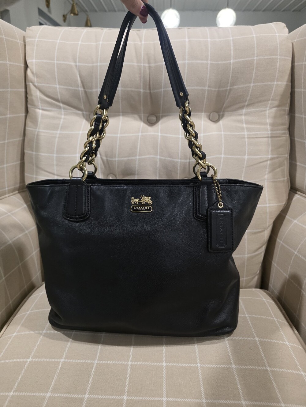 COACH Madison EUC Black Leather Bag